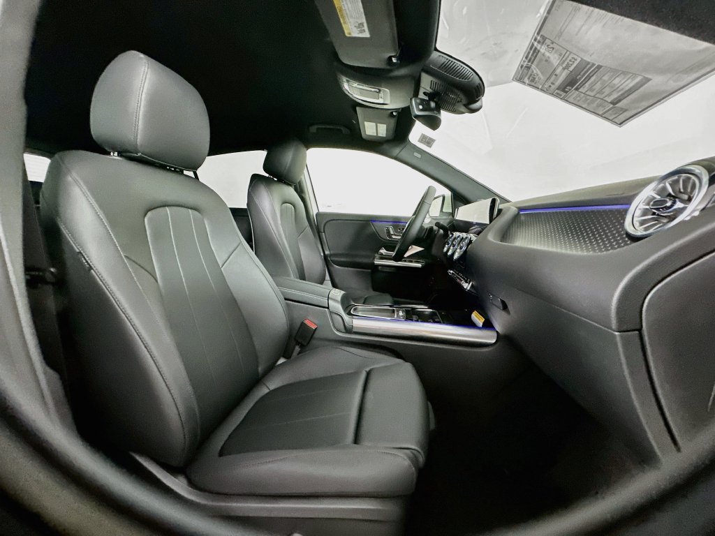 New 2026 Polar White Mercedes-Benz GLA 250 image 57