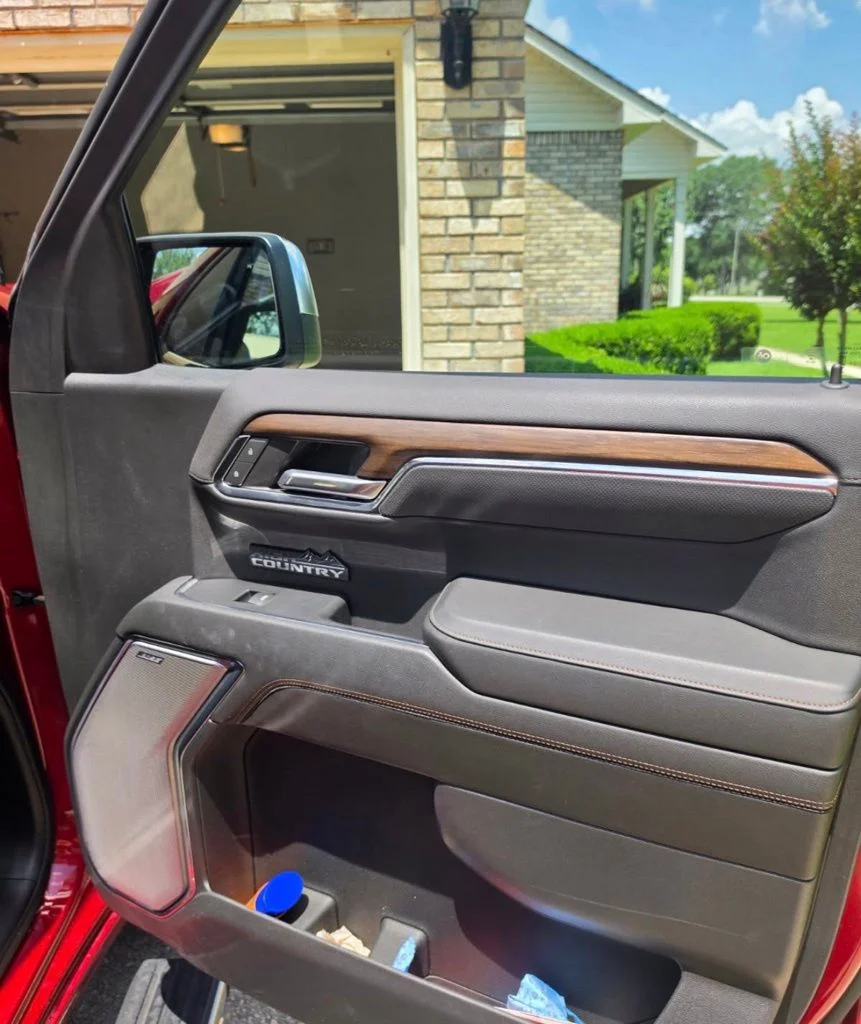 Used 2024 Red Chevrolet High Country image 12