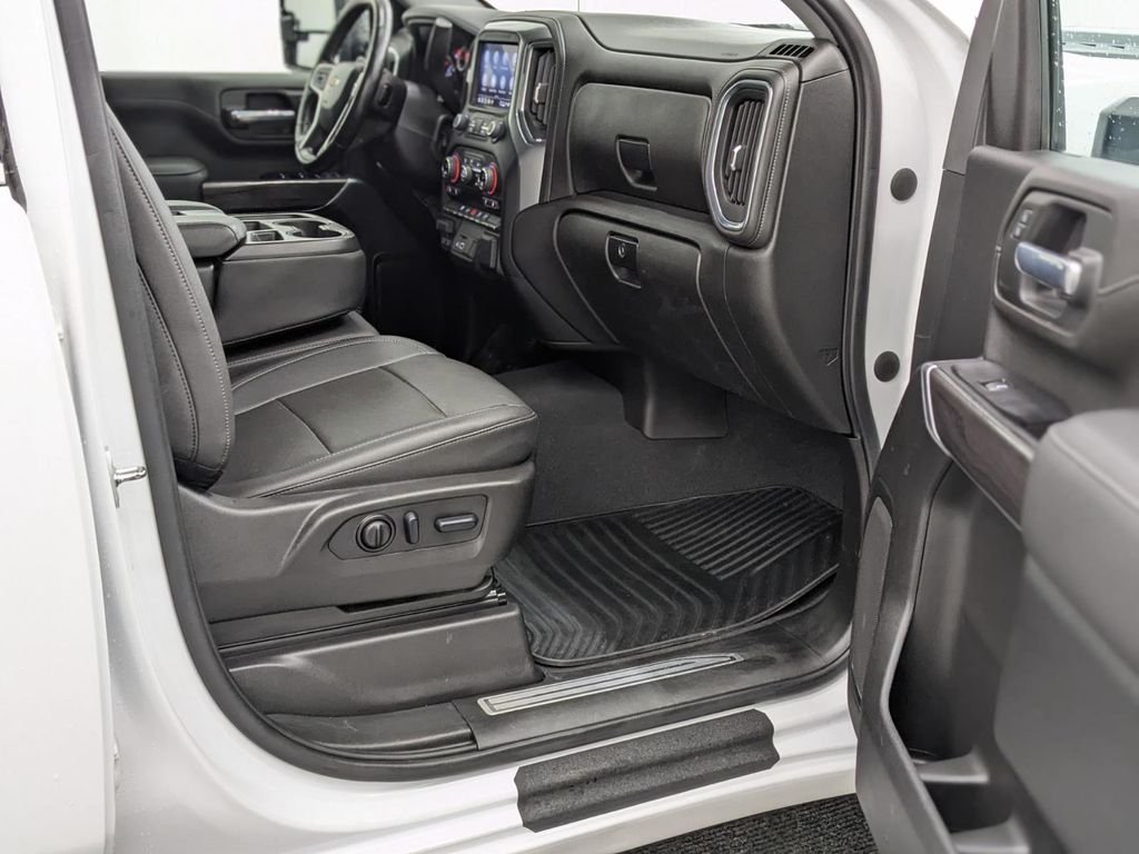 2022 Chevrolet Silverado 2500HD LTZ - Photo 24