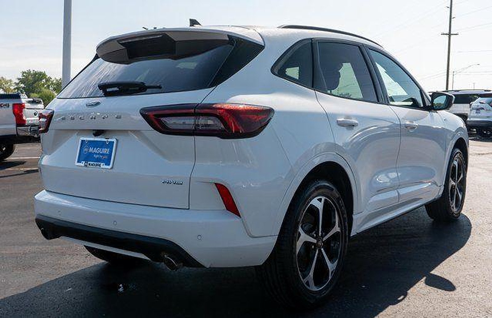 Used 2026 Star White Metallic Tri-Coat Ford ST-Line Elite image 6