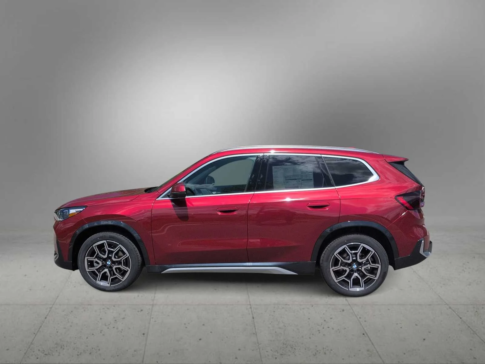 New 2026 Vegas Red Metallic BMW xDrive28i image 5