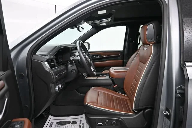 Used 2024 Sterling Metallic GMC Denali Ultimate image 9