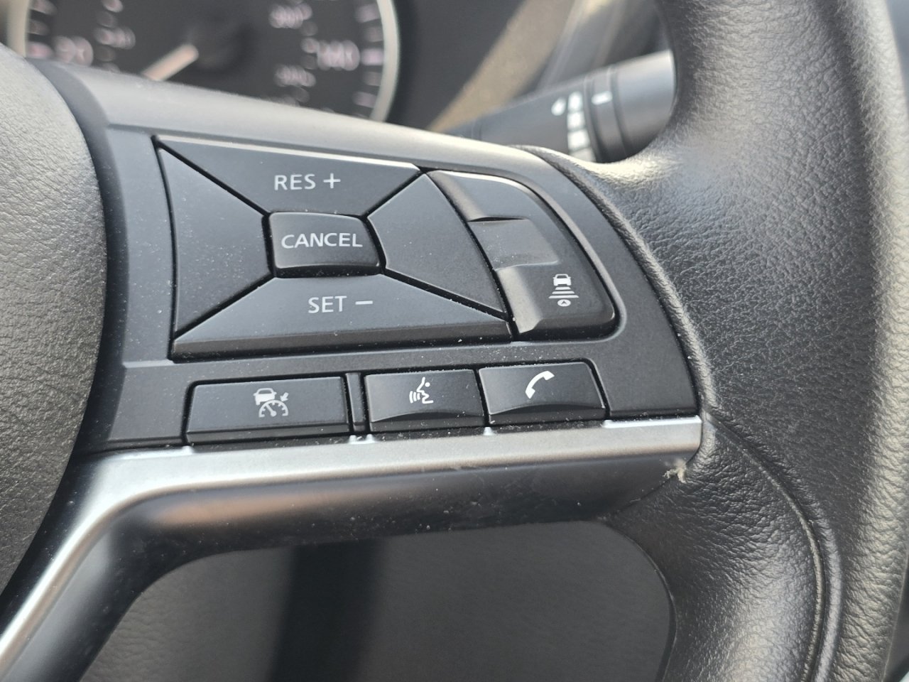 Used 2025 Black Nissan SV image 29