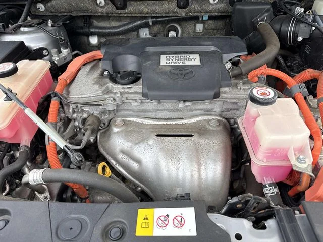 Used 2017 Silver Toyota Limited image 13