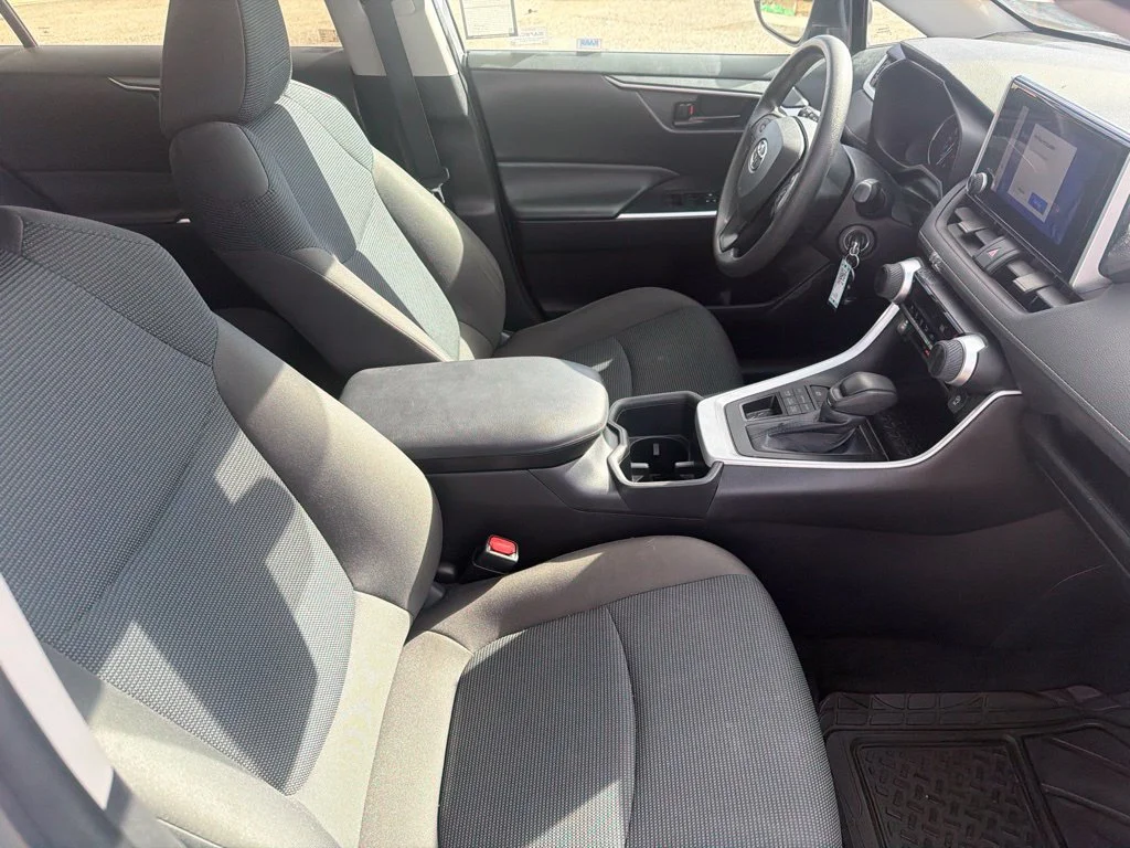 Used 2023 White Toyota LE image 14