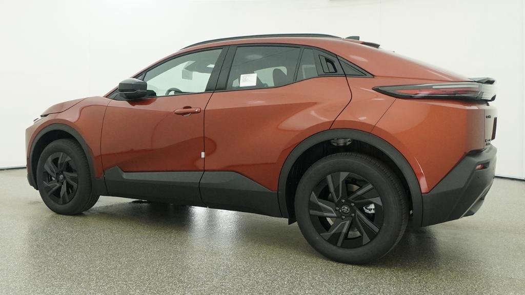 New 2026 Tandoori Toyota SE image 19