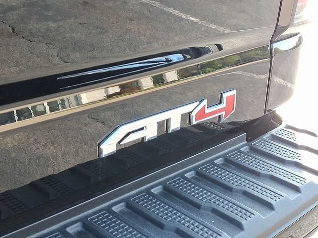 2025 GMC Sierra 2500HD AT4 - Photo 30