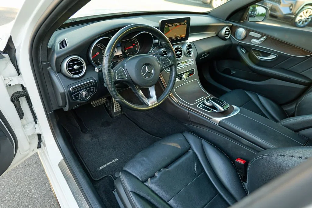 Used 2018 Polar White Mercedes-Benz C 300 image 20
