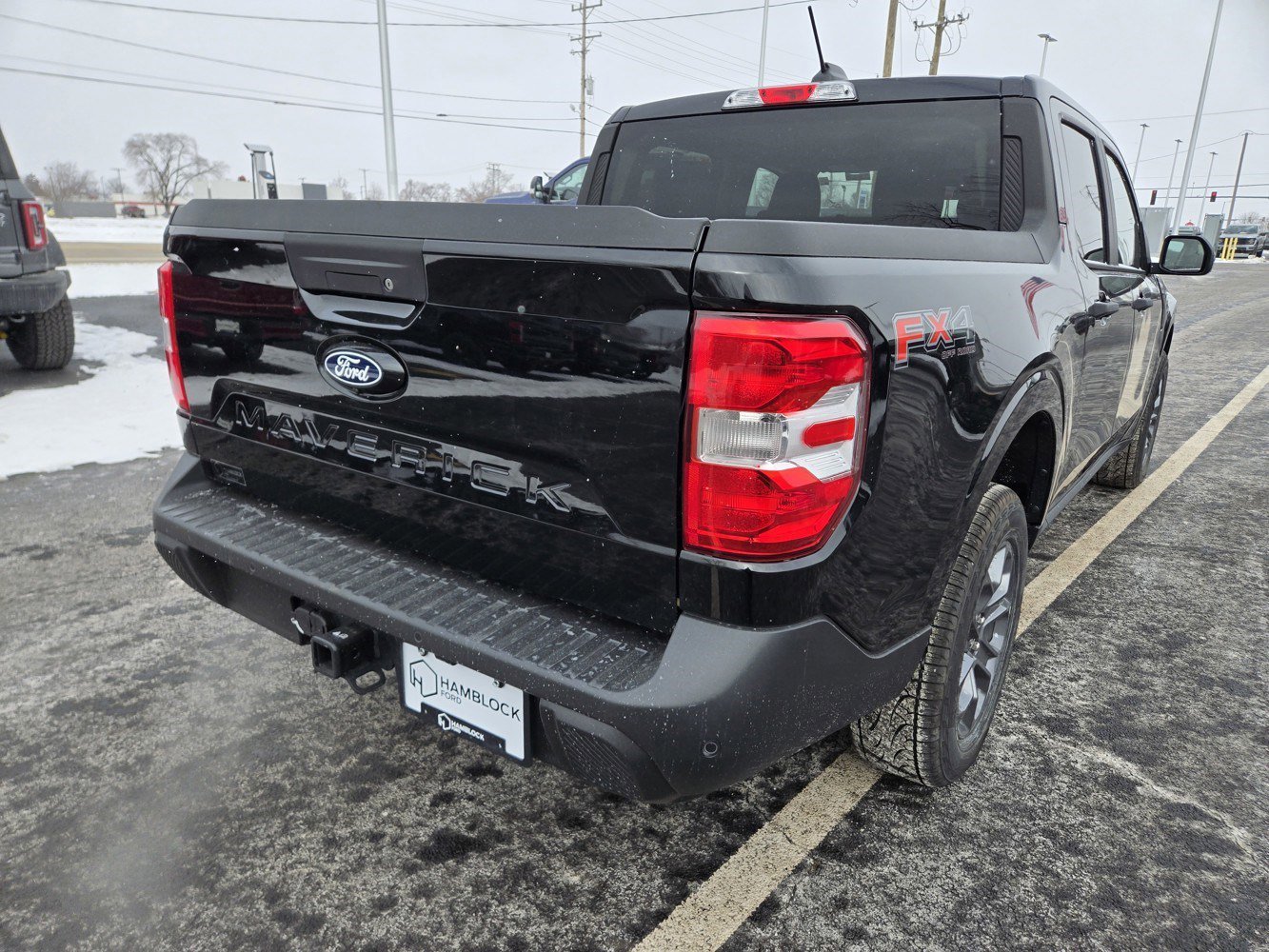 New 2026 Shadow Black Ford XLT image 25