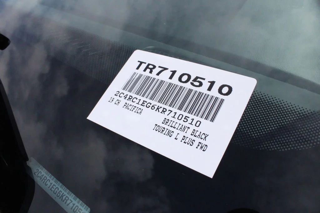Used 2019 Black Chrysler Touring L Plus image 38