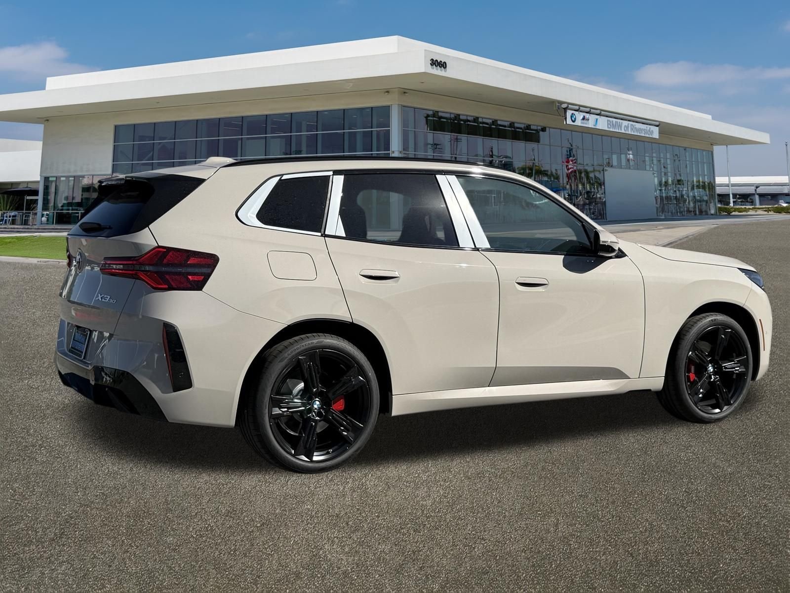 New 2026 Dune Grey Metallic BMW 30 xDrive image 11