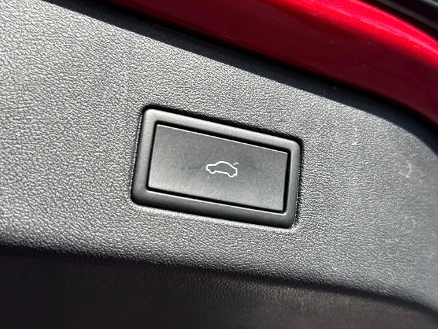 Certified Used 2023  Volkswagen Pro S image 15