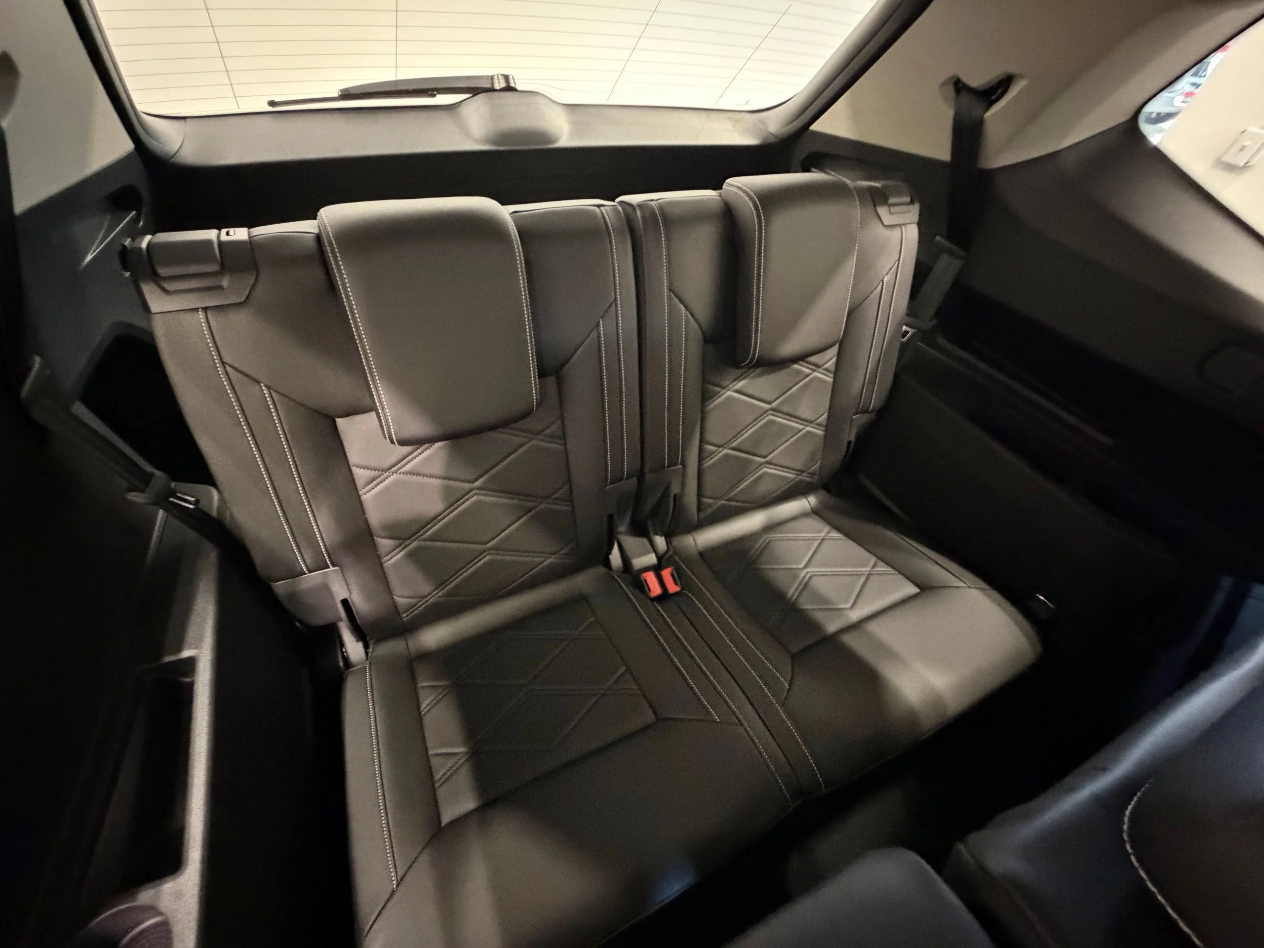 2026 Volkswagen Atlas SE w/Tech - Photo 40