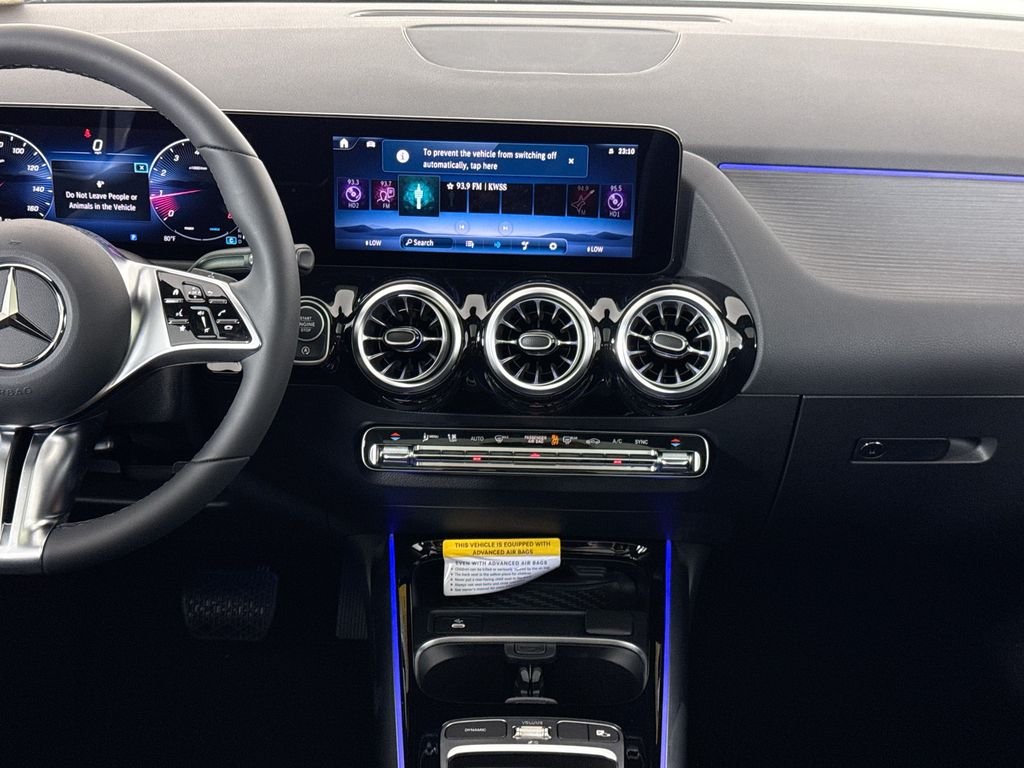 New 2026 Polar White Mercedes-Benz GLA 250 image 14