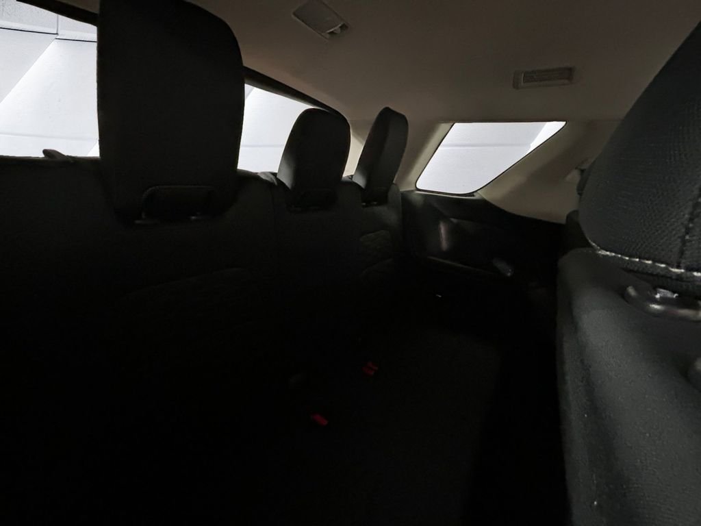 Used 2022 Gray Nissan S image 16