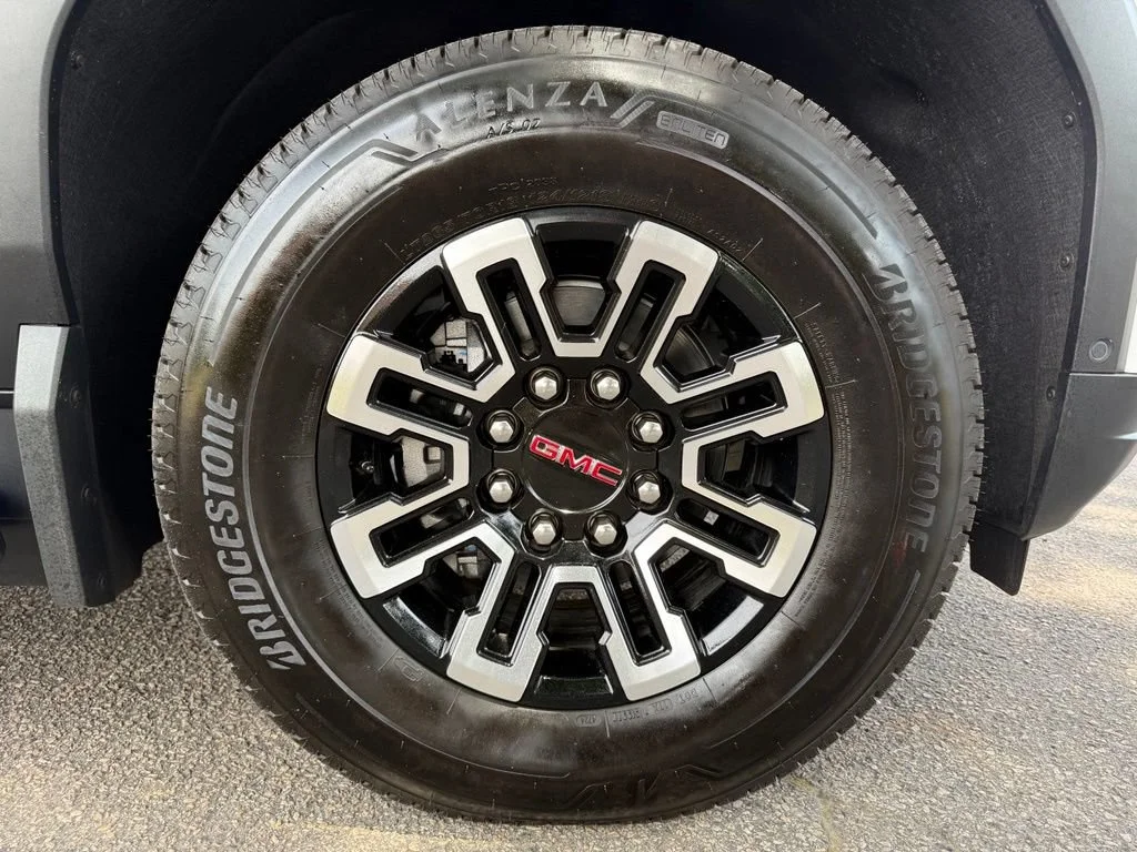 Used 2026 Summit White GMC Elevation Extended Range image 38