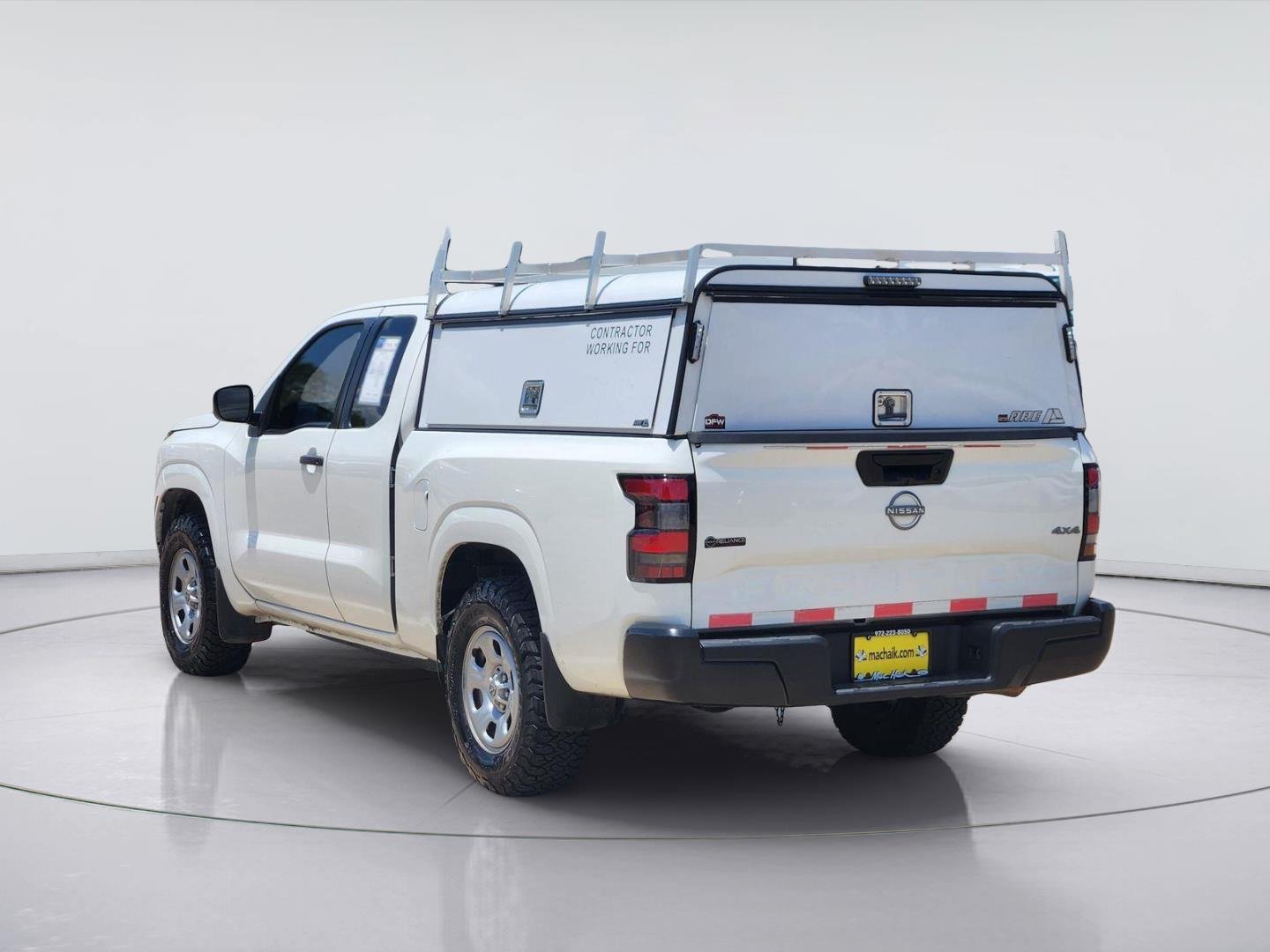 Used 2024 Glacier White Nissan S image 6