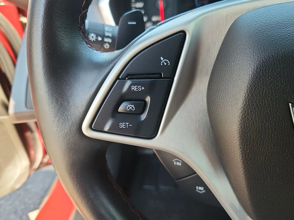 Used 2017 Red Chevrolet Z06 image 19