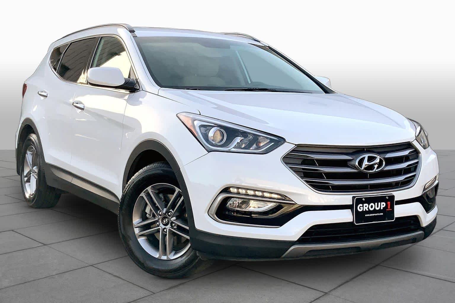 Pre-Owned 2017 Hyundai Santa Fe Sport 2.4L