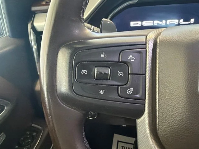 Used 2023 White GMC Denali image 38