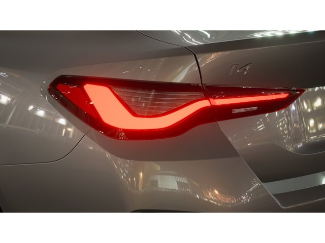 New 2026 Brooklyn Grey Metallic BMW xDrive40 image 8