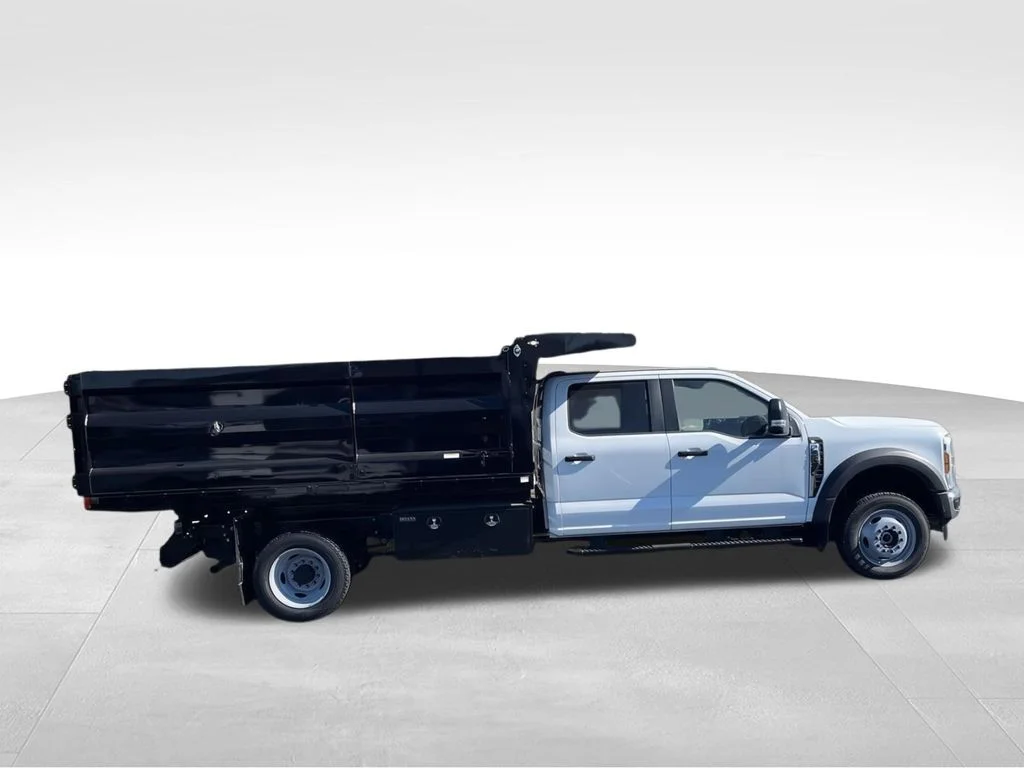 New 2026 Oxford White Ford F-450® XL image 10