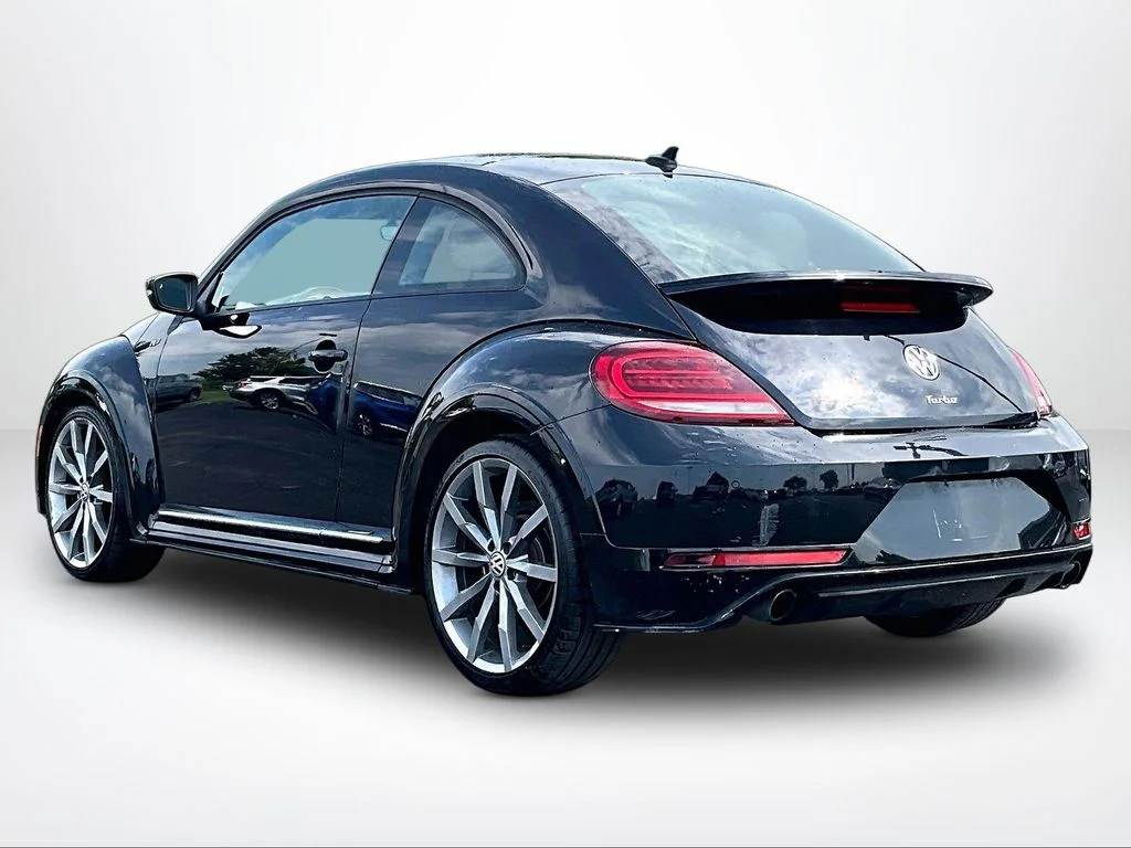 Used 2017 Black Volkswagen 2.0T R-Line image 13