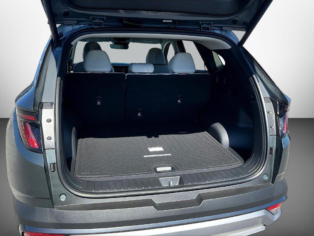New 2026 Gray Hyundai SEL Convenience image 7