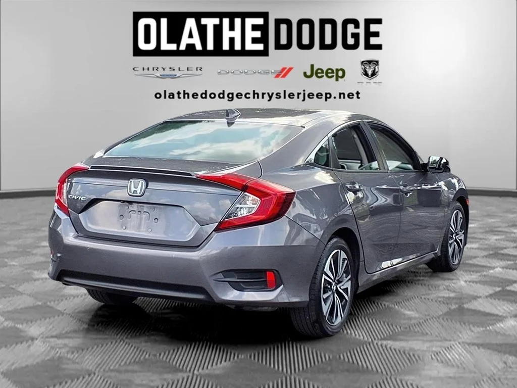 Used 2017  Honda EX-L image 26