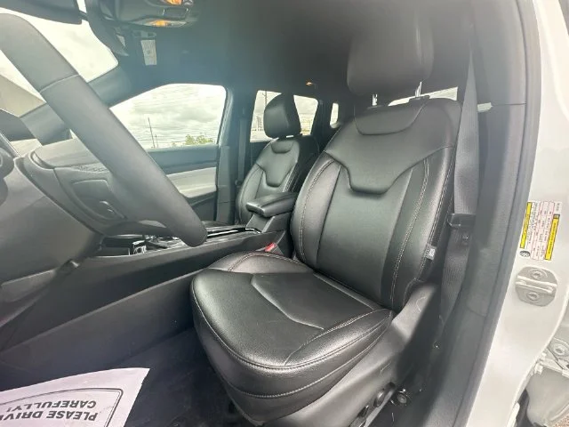 Used 2024 White Jeep Limited image 14