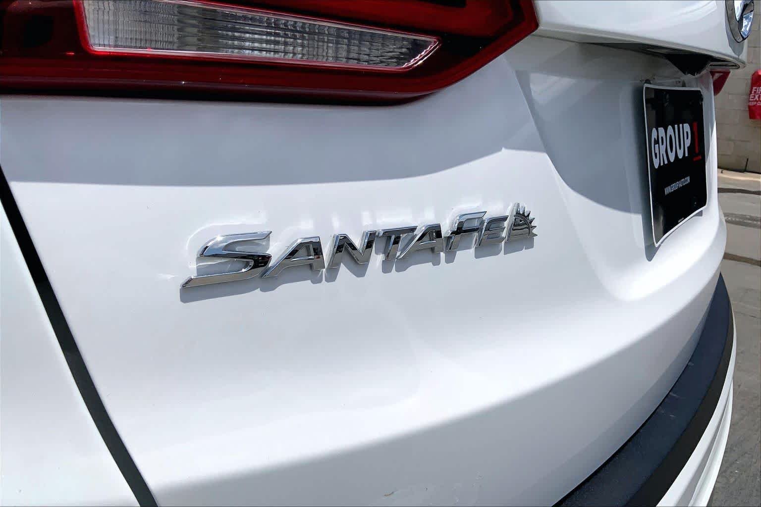 Used 2017 Frost White Pearl Hyundai 2.4L image 29