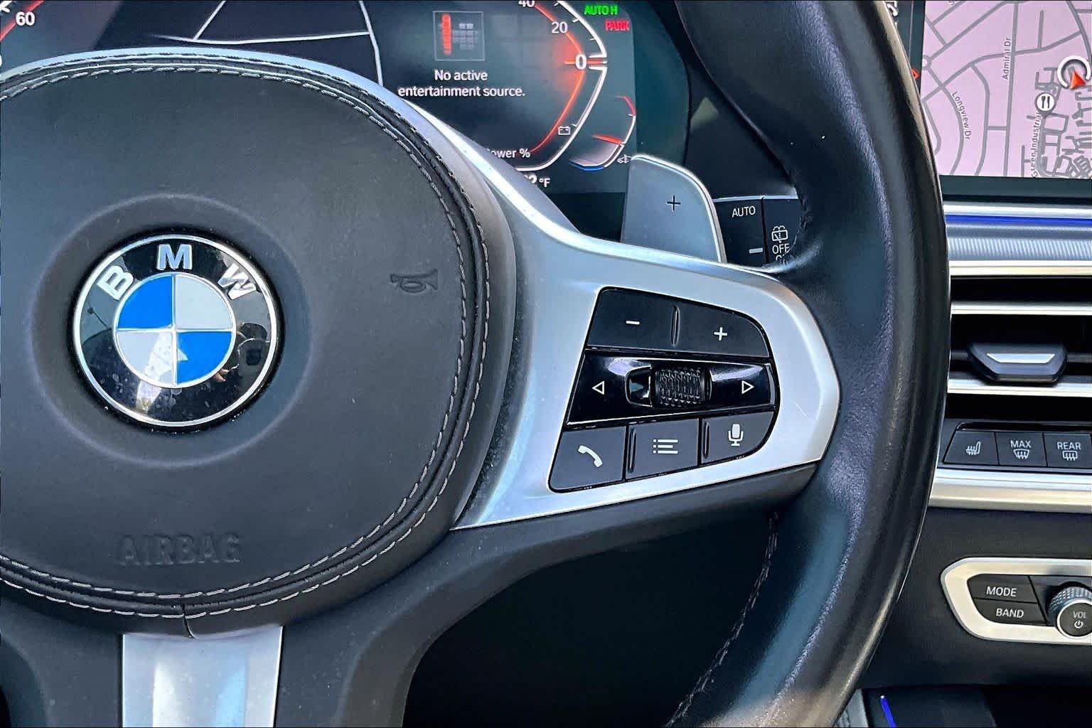 Used 2023 Carbon Black Metallic BMW sDrive40i image 25
