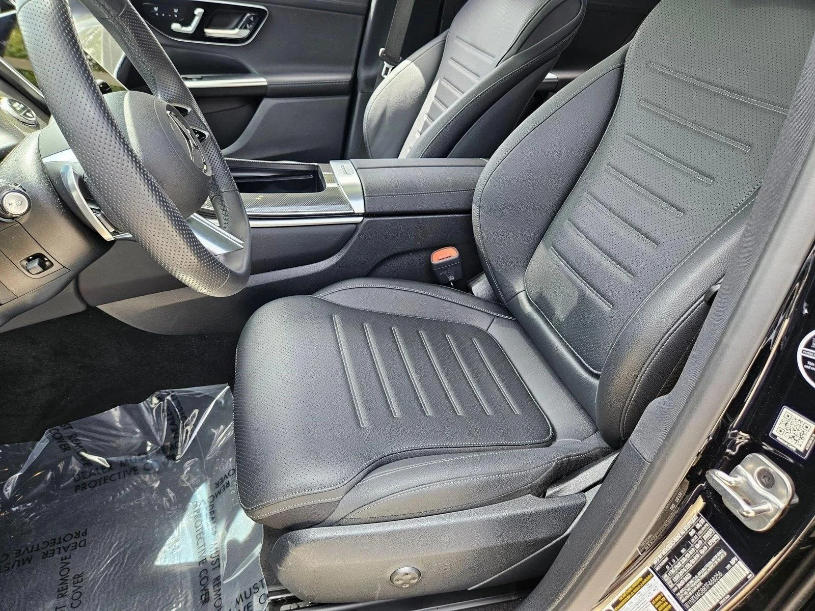 Used 2026 Black Mercedes-Benz GLC 300 image 15