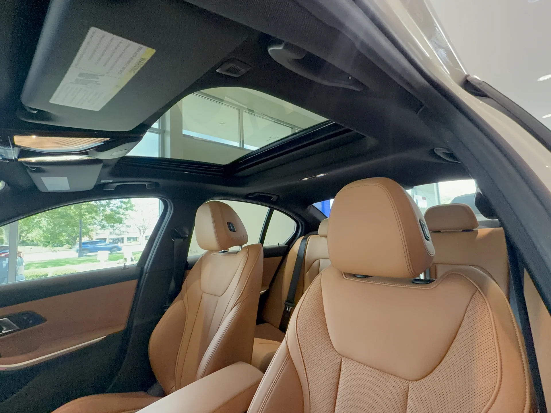 New 2025 Mineral White Metallic BMW 330i xDrive Sedan image 43