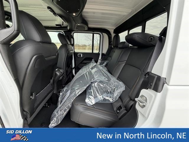 New 2026 Bright White Clearcoat Jeep Sahara image 15