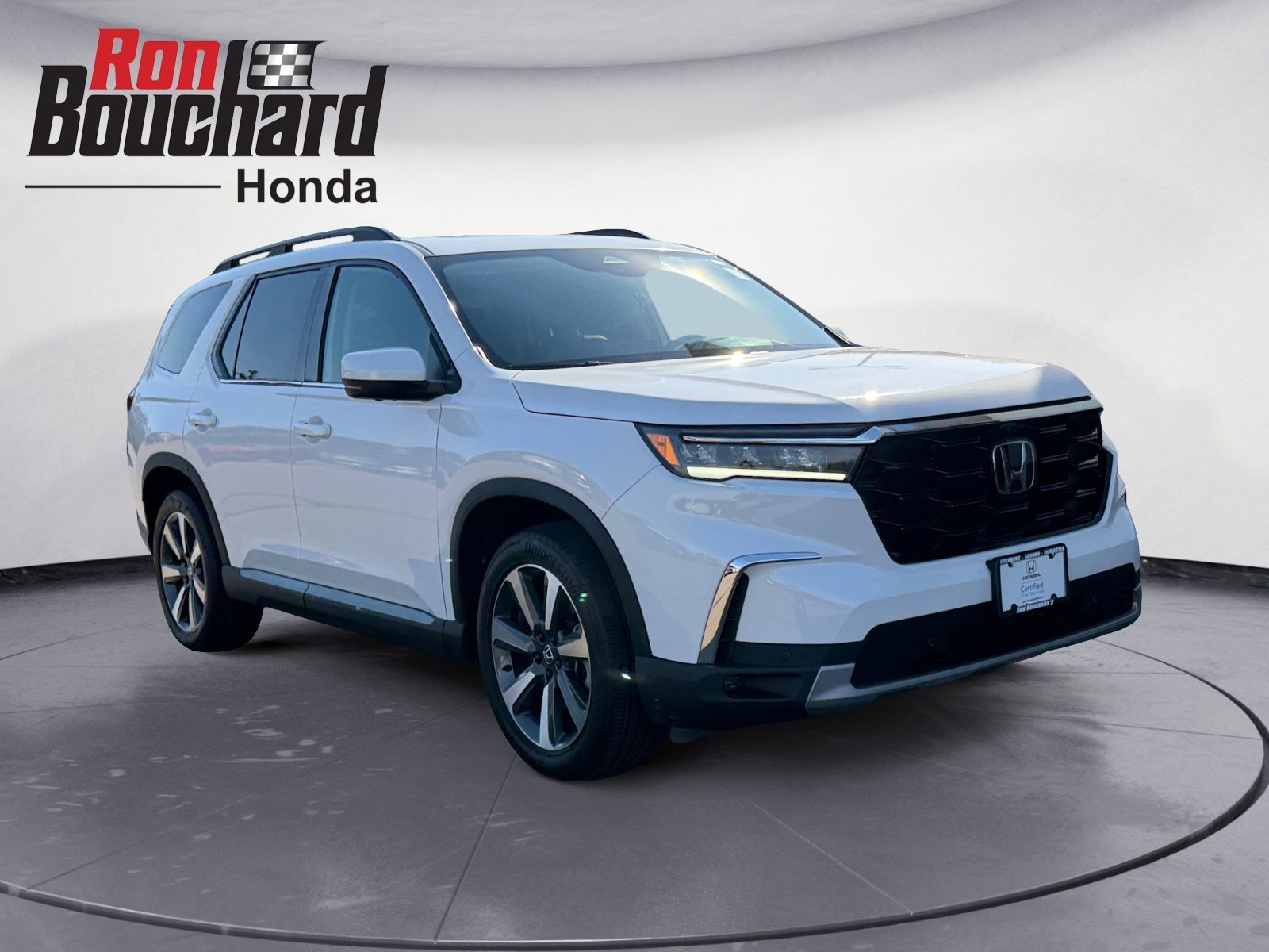 Platinum White Pearl 2023 Honda Pilot Elite AWD SUV / Crossover All-Wheel Drive Automatic