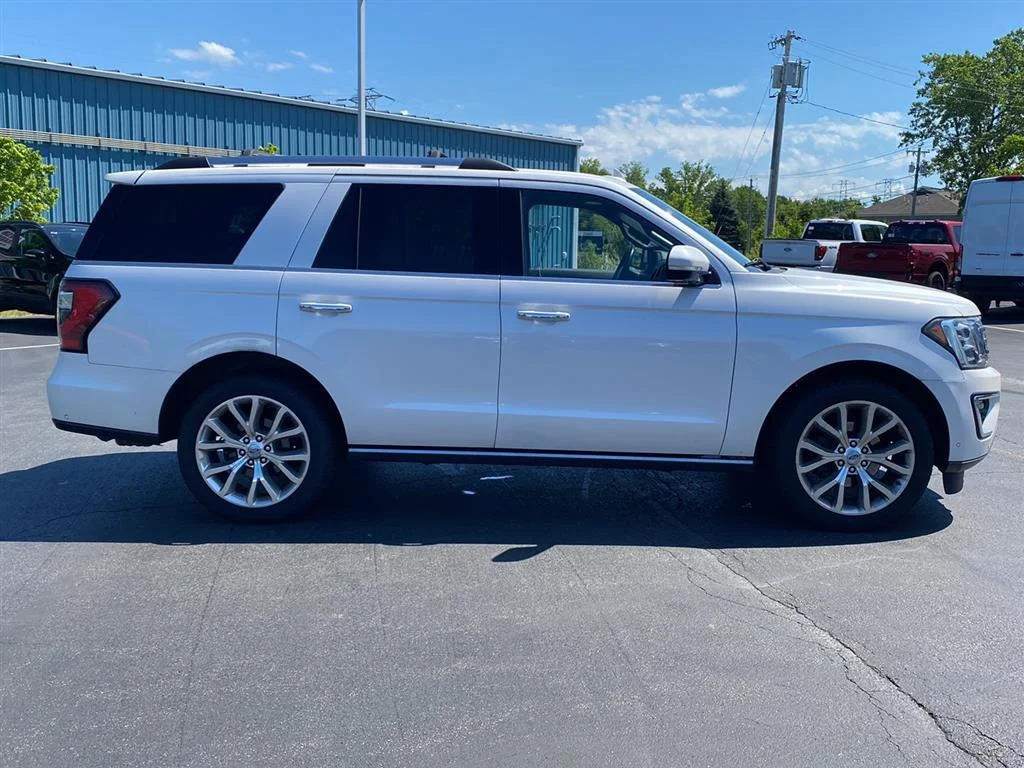 Used 2018 White Platinum Metallic Tri-Coat Ford Limited image 13