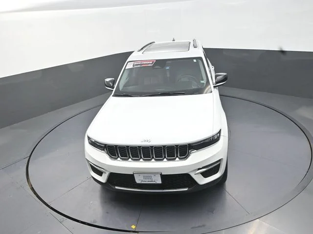 Used 2022 White Jeep 4xe image 12