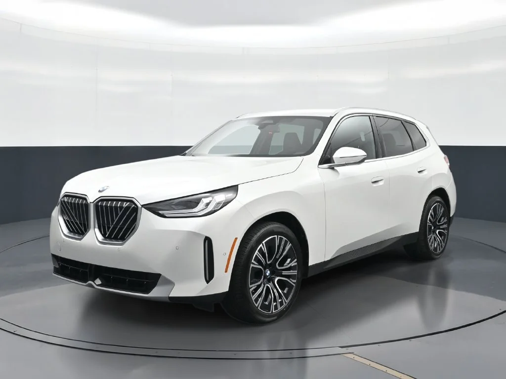 Used 2026 White BMW 30 xDrive image 1
