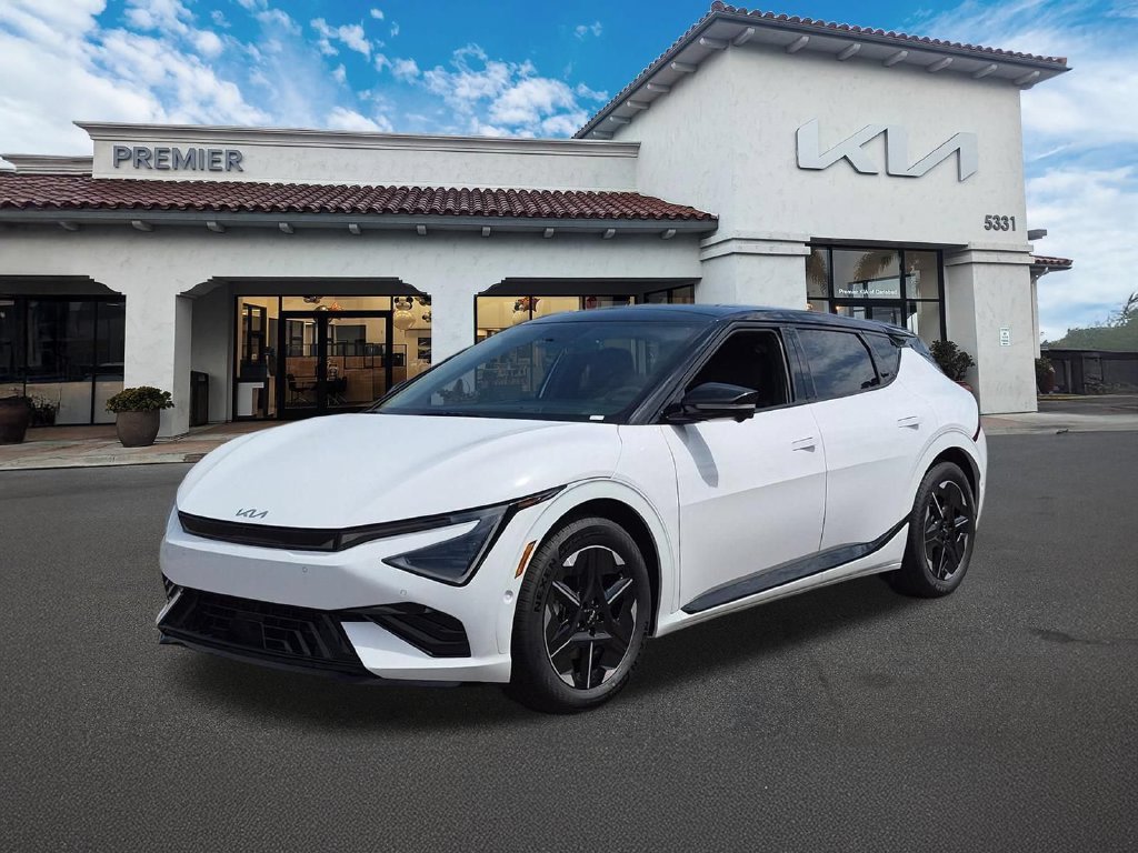 New 2026 Glacial White Pearl / Black Ro Kia GT-LINE image 4