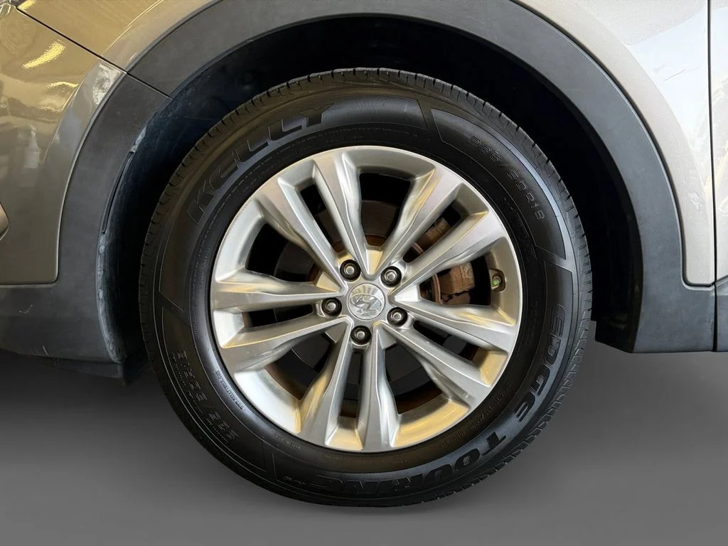 Used 2018 Gray Hyundai 2.0T image 15
