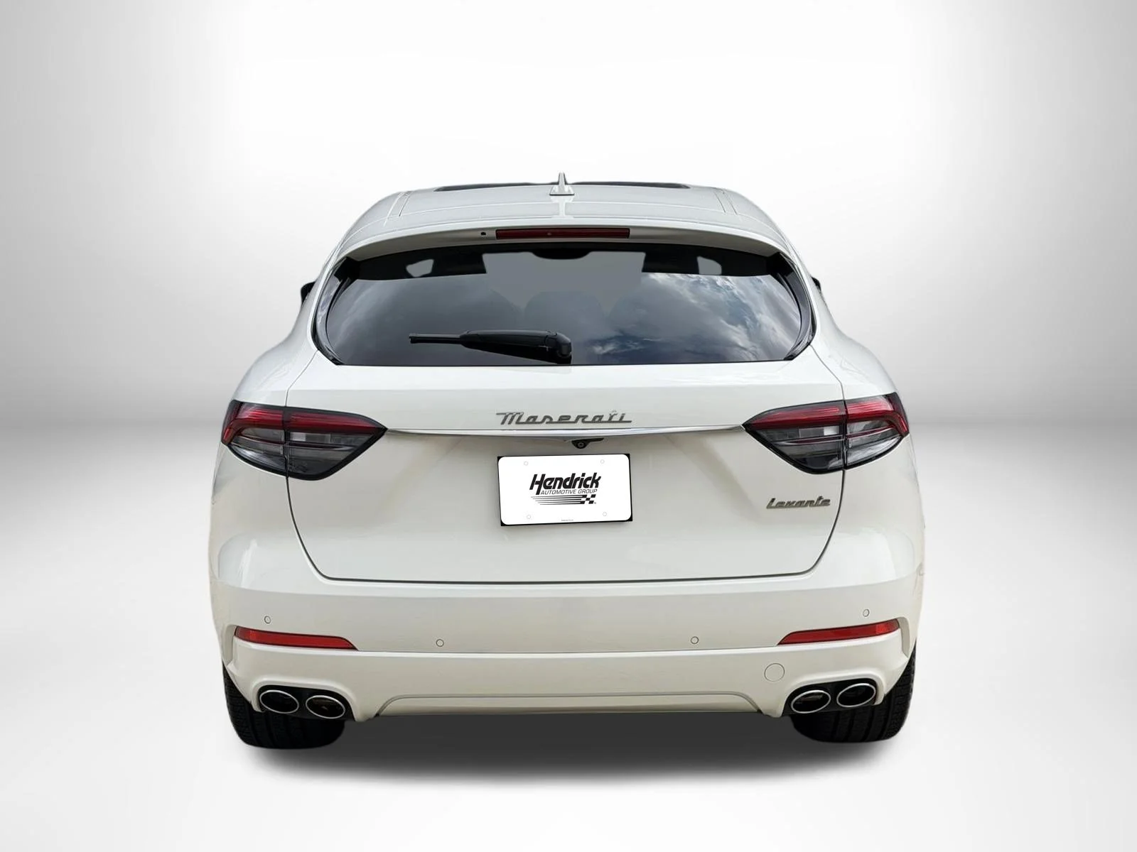 Used 2024 Bianco Maserati GT Ultima image 4