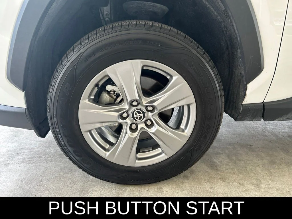 Used 2025 White Toyota XLE image 14