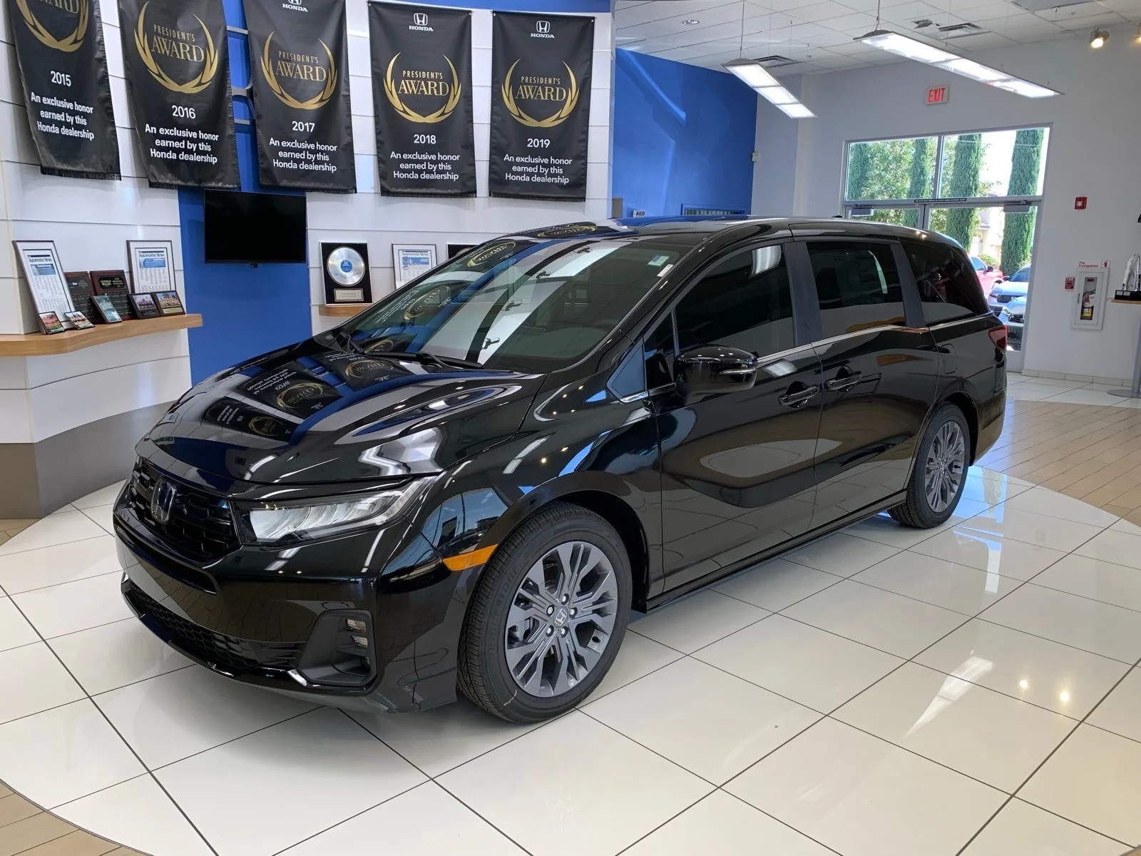 New 2026 Black Honda Touring image 1
