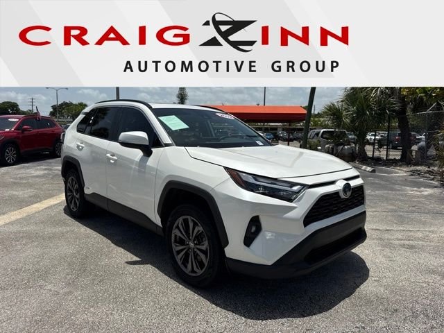 2022 Toyota RAV4 Hybrid XLE Premium