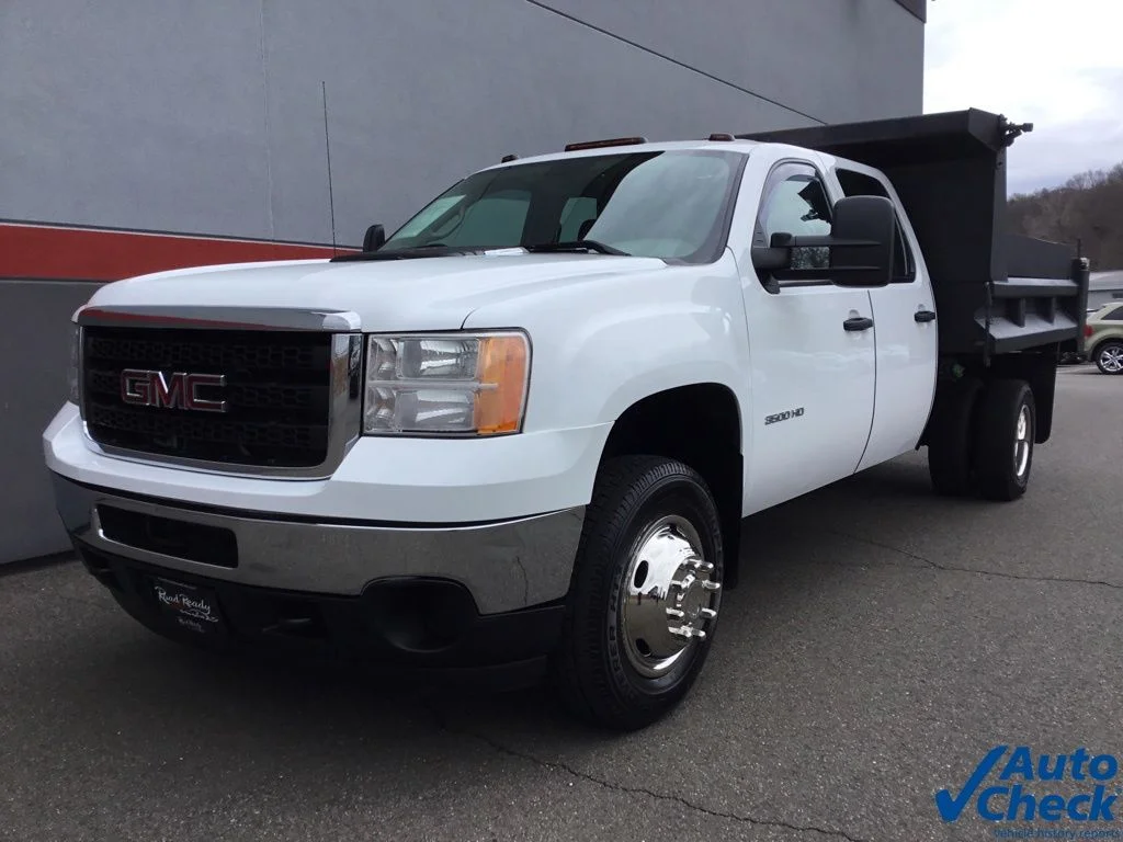 Used 2013 White GMC Work Truck image 15