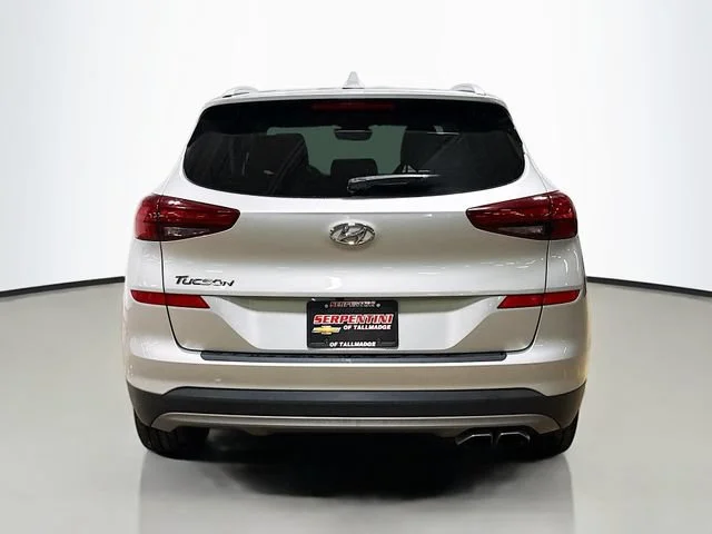Used 2020  Hyundai Sport image 5