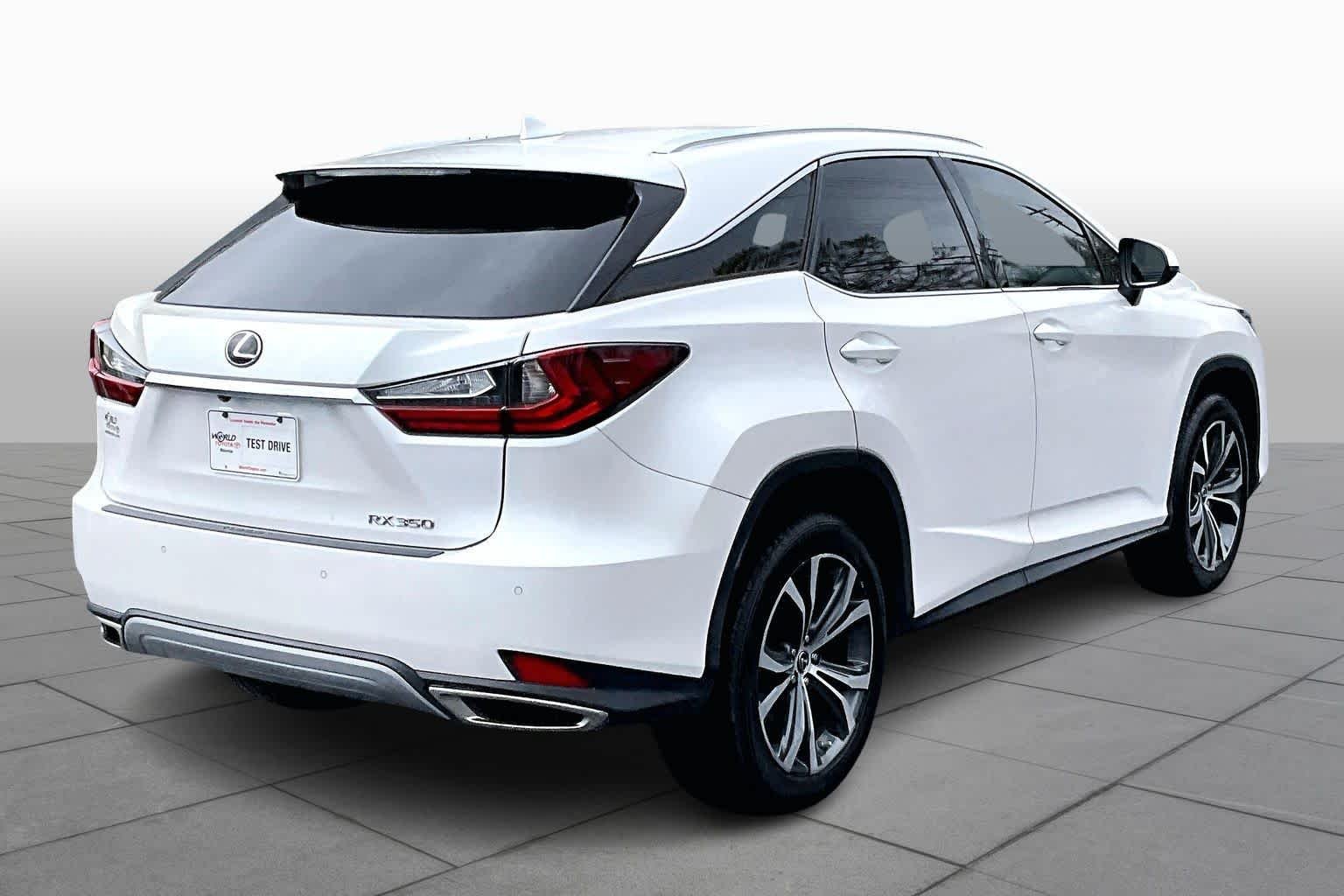 Used 2022 Eminent White Pearl Lexus  image 12