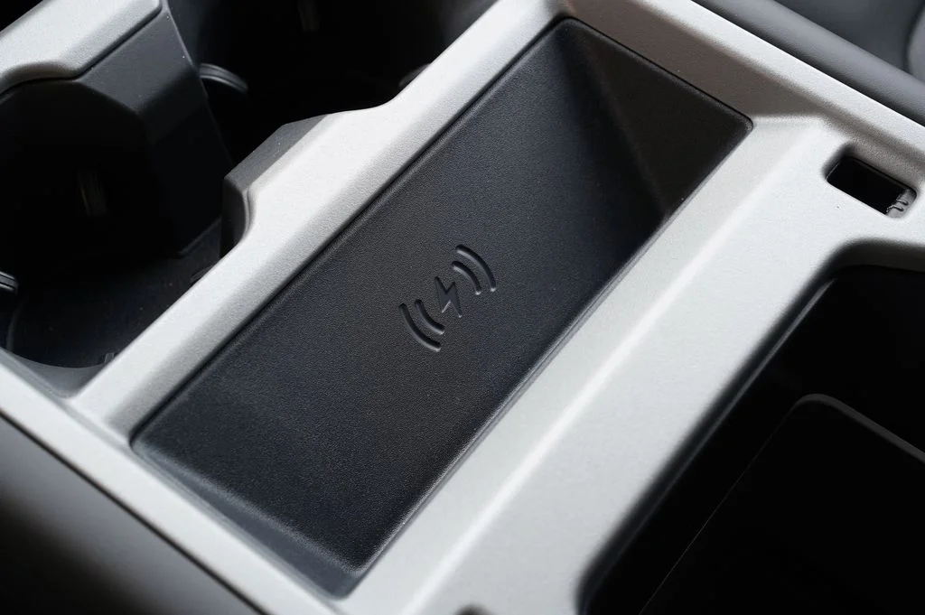 New 2026 Santorini Black Land Rover X image 31