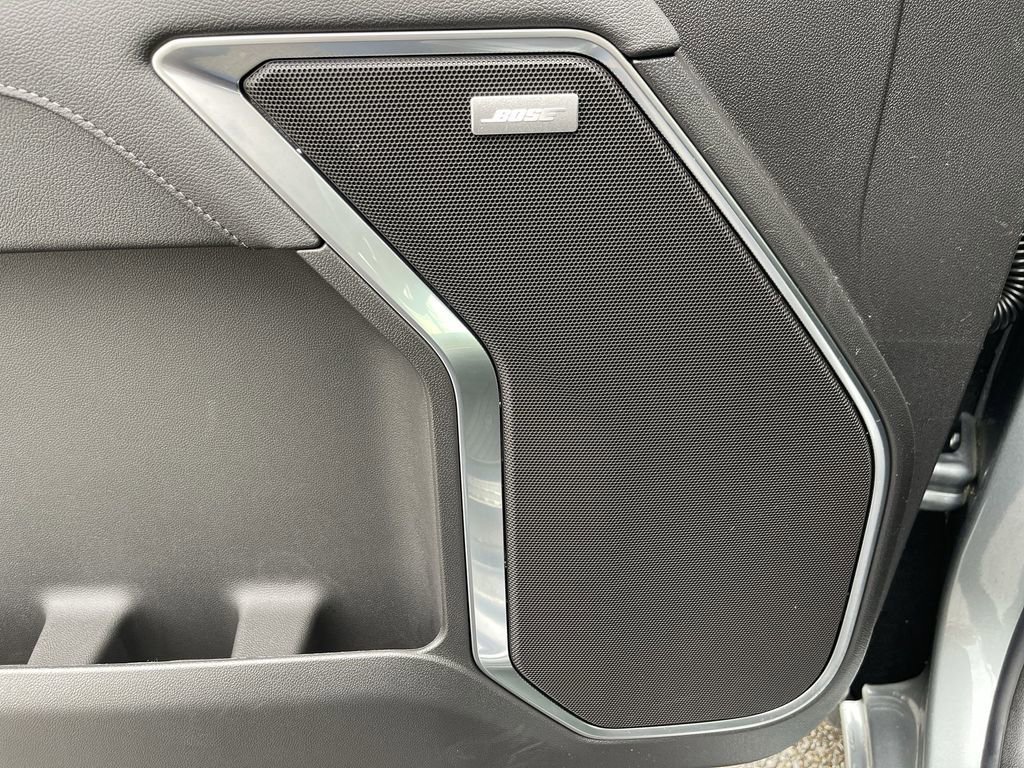 New 2026 Sterling Metallic GMC Elevation image 24